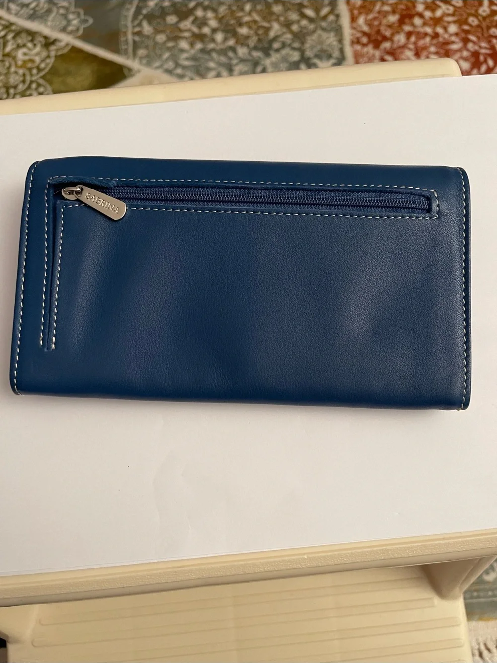 Sabrina compact leather